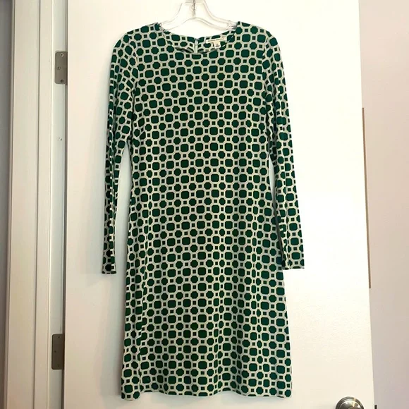 Banana Republic | Dresses | Banana Republic Size 6 Green And Ivory Patterned Long Sleeve Dress | Poshmark Banana Republic | Dresses | Banana Republic Size 6 Green And Ivory Patterned Long Sleeve Dress | Poshmark